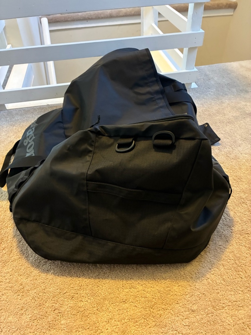 Patagonia Black Hole® Duffel 100L in Black - Picture 7 of 8